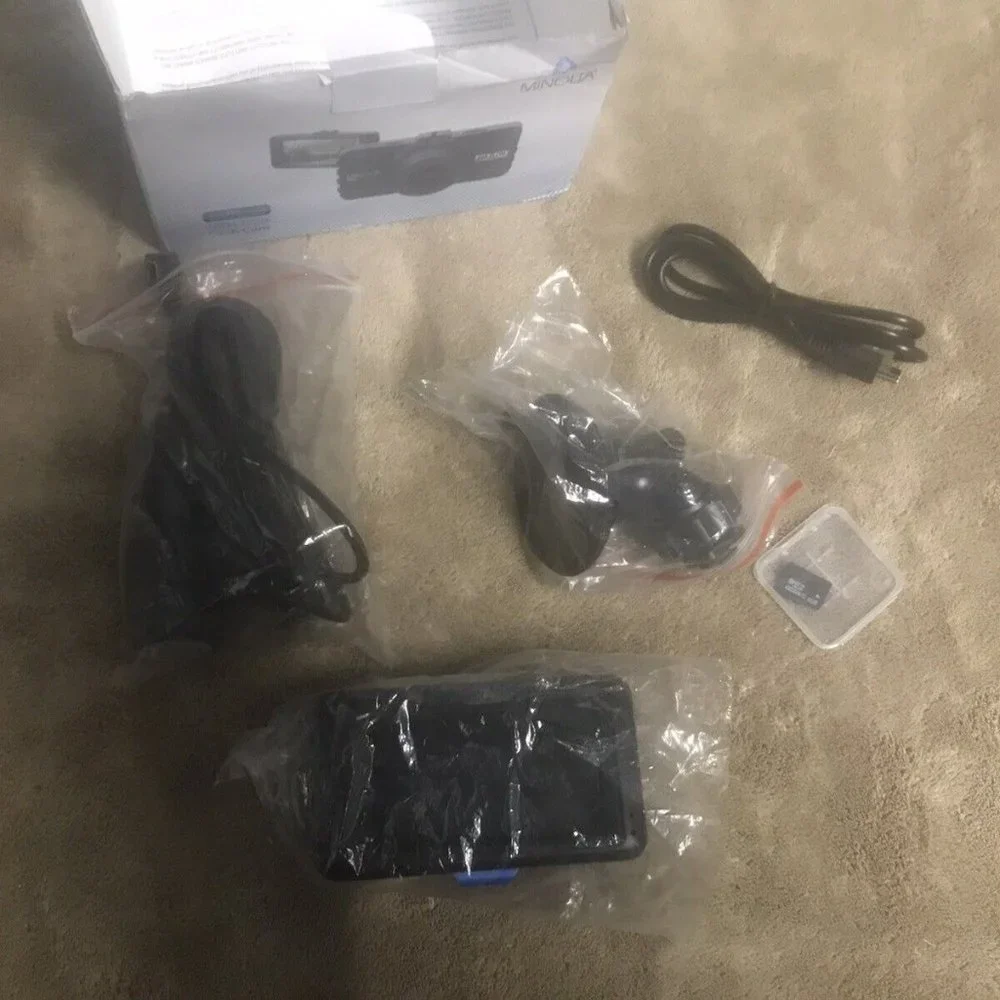 Minolta Black MNCD50 Dash Cam